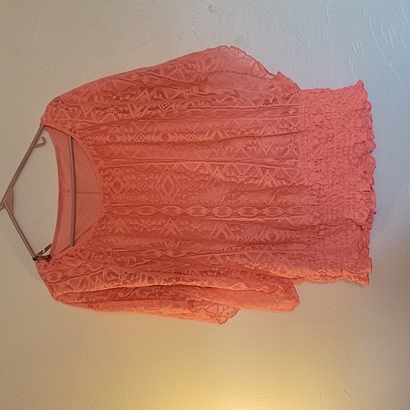 peach 🍑 top - Picture 1 of 4